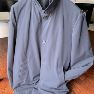 Michael Strahan Collection Mens rain jacket, black size 42s, 4 button and hook